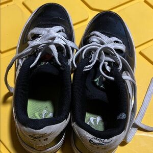 Nike Air Kids Black and White Sneakers size 3.5